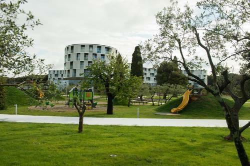 Apartmen Relax 200 M T Beach