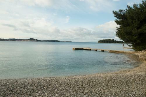 Apartmen Relax 200 M T Beach