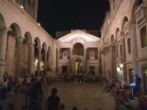 Diocletians Palace Apartment For Two