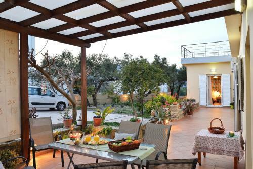 George's House Between Falasarna And Balos