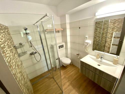Hostal Holiday Home Esku