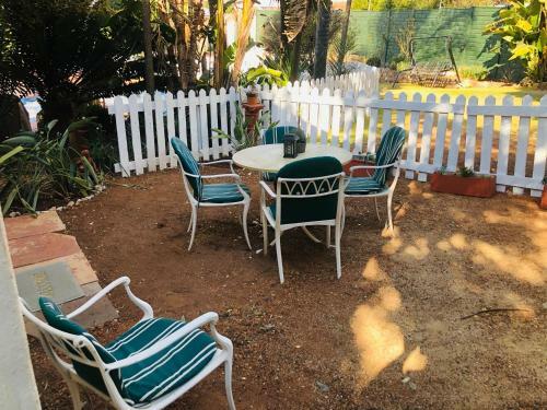 Apartamento Cozy One Bedroom Garden Cottage
