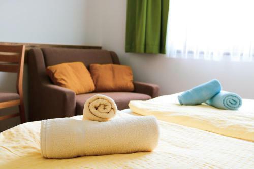 Hostal Weingut & G�stehaus Dombi Weiss