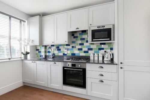 Top Floor One Bedroom Apartment