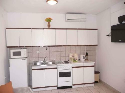 Apartment In Palit/insel Rab 17827