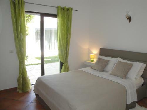 Hostal Lemon Tree Relaxing Guesthouse