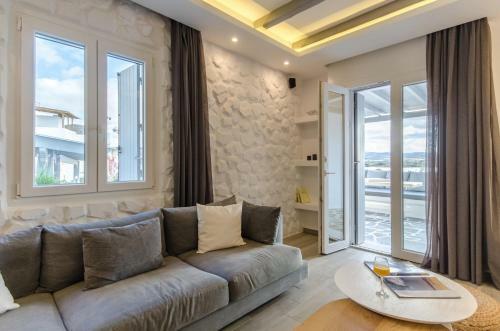 Wave Whisper Villa
