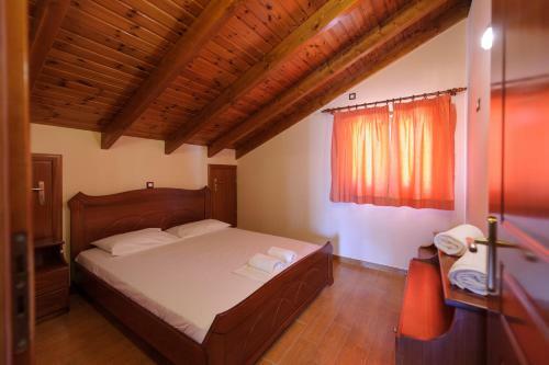 Status Luxury Apartments And Penthouse