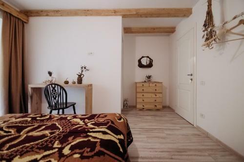 Hostal Casa De Sub Munte