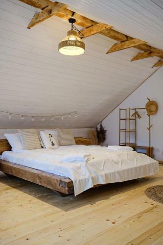Hostal Casa De Sub Munte