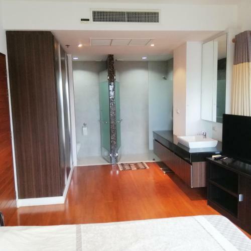 Apartamento Luxurious Corner Unit In Great Location In The Axis