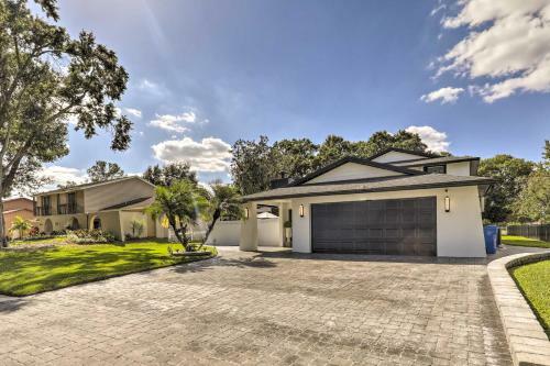Pet-friendly Tampa Oasis About 15 Mi From Downtown!