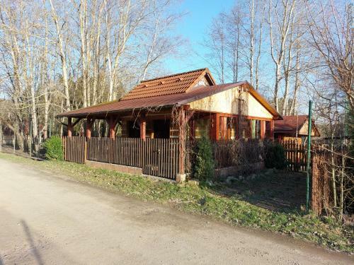Ubytov�n� Na Jelen� Farm?
