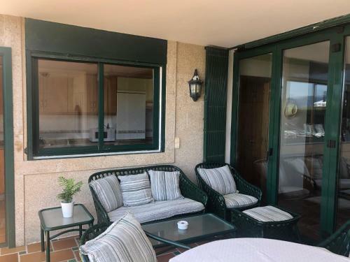 Playa Sin�s Beach. A Pie De Playa. Raxo-sanxenxo.