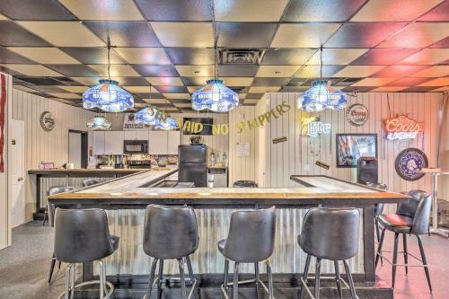 The Float Yard Pensacola Home With Pool Table