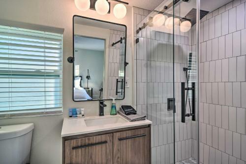 Sleek Redington Beach Retreat With Lanai, Grill