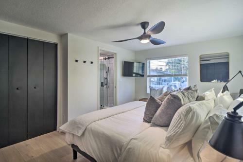 Sleek Redington Beach Retreat With Lanai, Grill