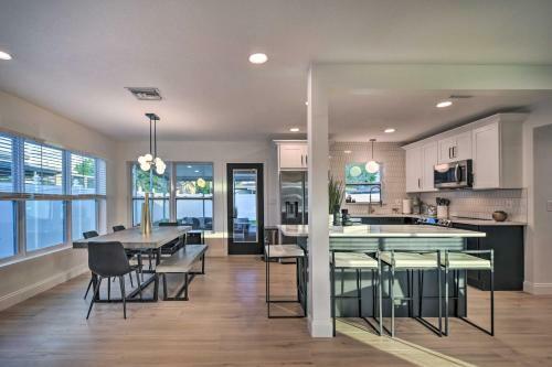 Sleek Redington Beach Retreat With Lanai, Grill