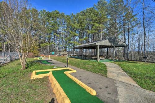 Coosawattee River Resort Home Mins From Blue Ridge