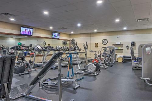 Coosawattee River Resort Home Mins From Blue Ridge