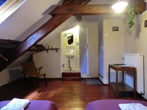 Bed & Breakfast Sans Parure : Chambre D'h�te