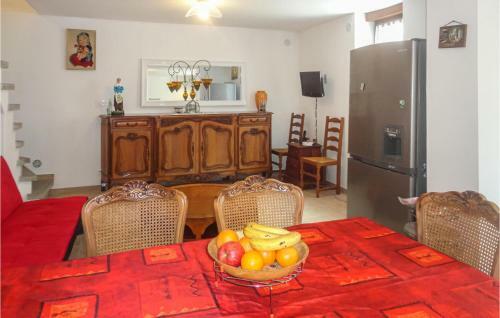Beautiful Home In Capendu With Wifi And 2 Bedrooms