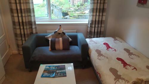 Hostal Strathavon B&B