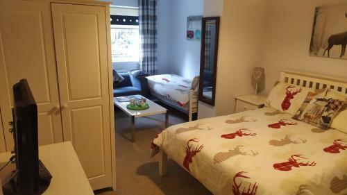 Hostal Strathavon B&B