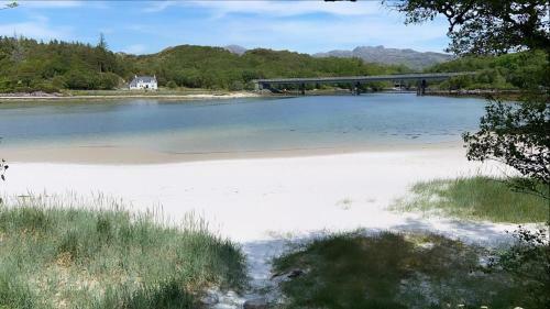 Hostal Strathavon B&B