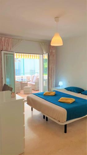 Luxury Apartment Near Puerto Ban�s