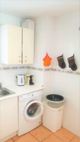 Luxury Apartment Near Puerto Ban�s