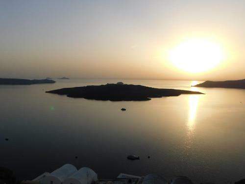 Hotel Fira Romantic Suites