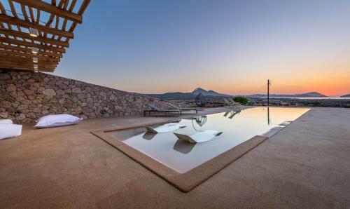 Villa Milos Retreat