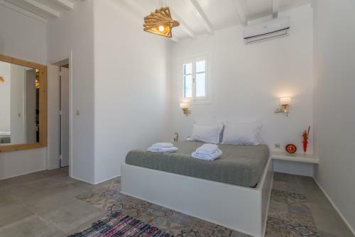 Manolis And Filio Home -by The Sea