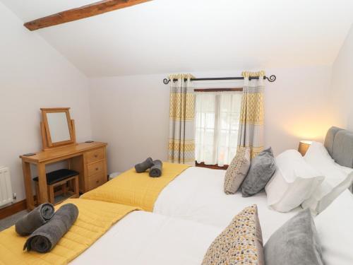 Fryston Cottage