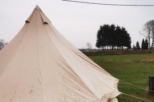Glamping Bell Tent 4m - Sleeps Upto 4
