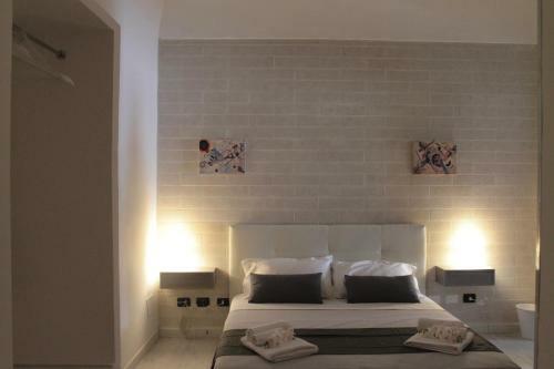 Hostal Crifea Rooms