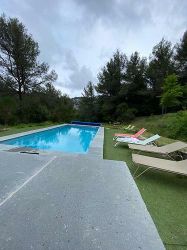 Apartamento Le G�te Des Cadi�res