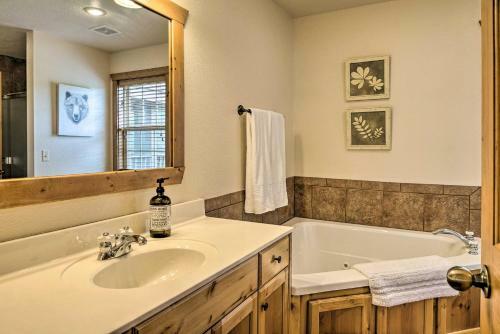 Lakeside Resort Retreat With Pool Access And Deck