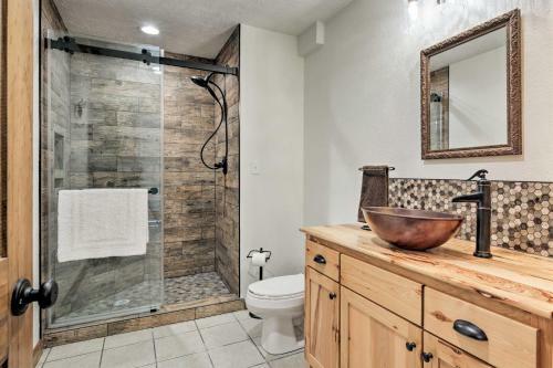 Luxury Cabin With Pond, Working Ranch Near Nevada, Mo