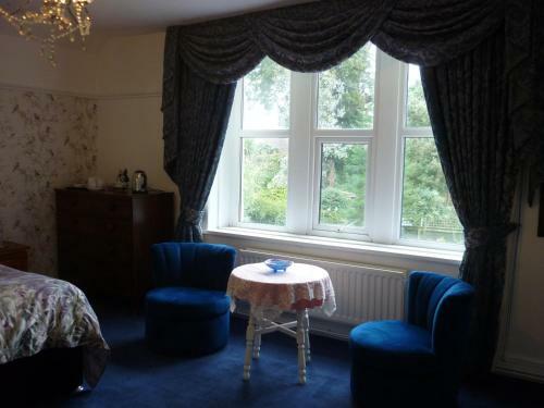 Bed & Breakfast Stonelands House