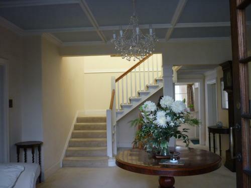 Bed & Breakfast Stonelands House