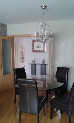 Apartamento Piso Alisal Con Garaje