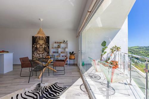 Apartamento Terraza, Vistas Y Piscina - Simplytarifa