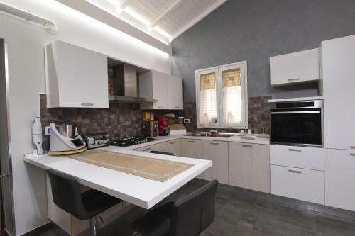 Holiday Home Solarino - Isi02101h-f