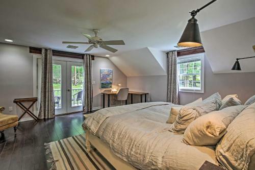 Enchanting Hudson Valley Farmhouse With Views!