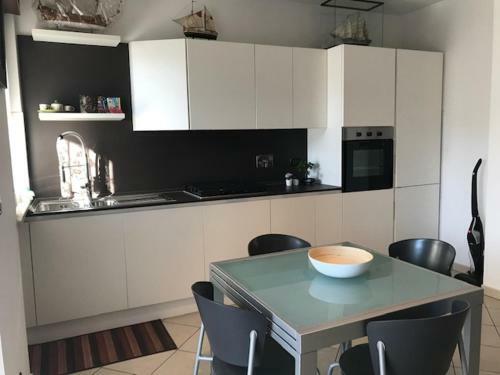 Apartamento Accogliente E Moderno Trilocale