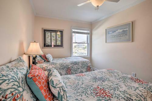 Large-group Getaway - Beachfront Home With Pool!