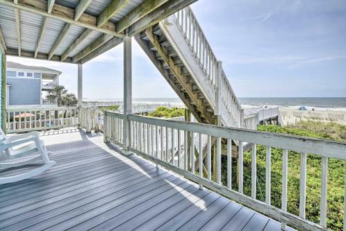 Large-group Getaway - Beachfront Home With Pool!