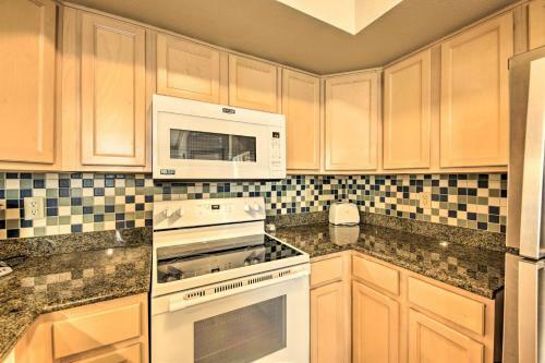 Evolve Sheboygan Villa, Steps To Lake Michigan!